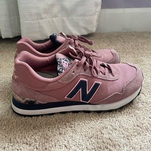 New balance shoes